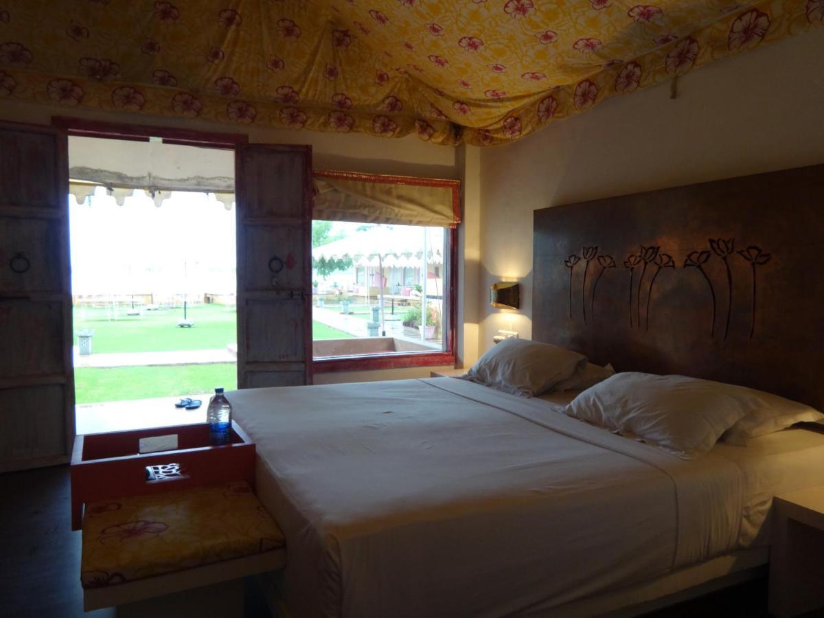 Raasleela Luxury Camp Hotel Udaipur Exterior photo